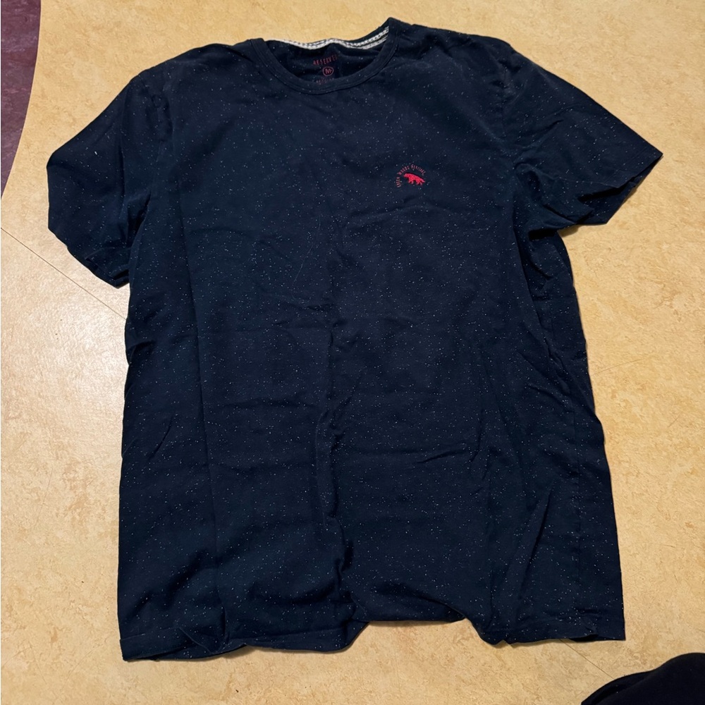 navy speckled shirt